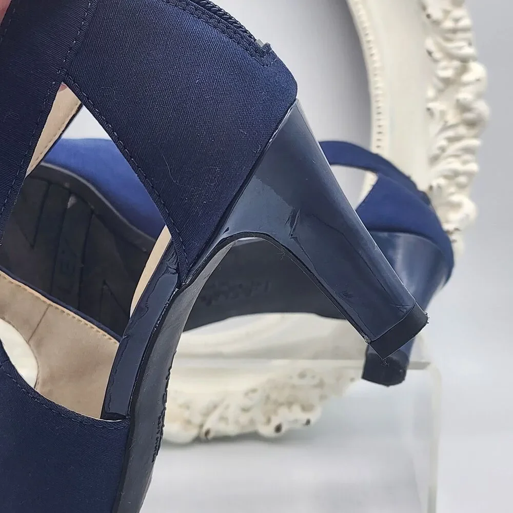 8.5M LifeStride Navy Strappy Closed Toe Pumps Giovanna 2  Zipper Back 2-5/8